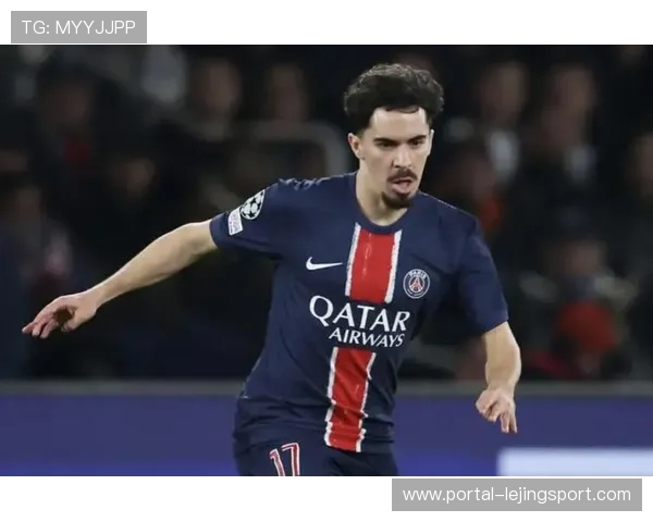 维蒂尼亚任意球攻门，莱昂连续救险化险为夷