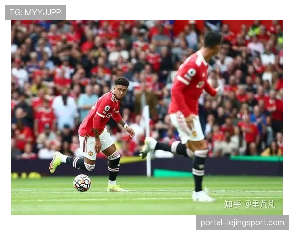 数据：里昂新援后腰近三场场均抢断数位列联赛同位置第一